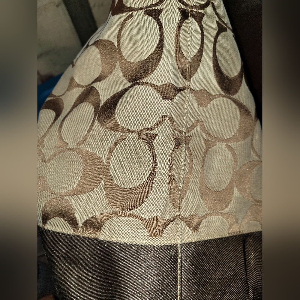 Coach purse - Picture 11 of 12